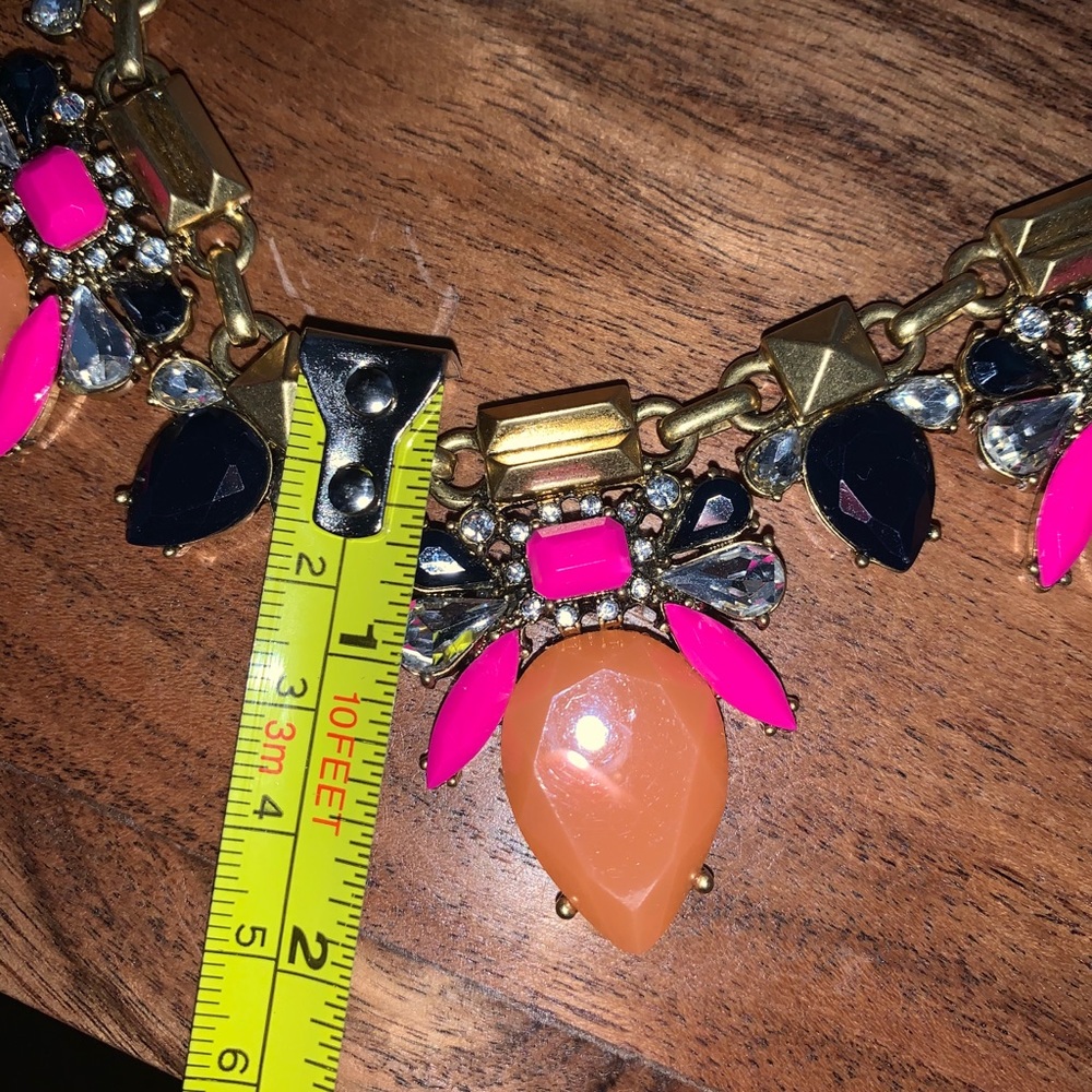 Necklace - Picture 5 of 9